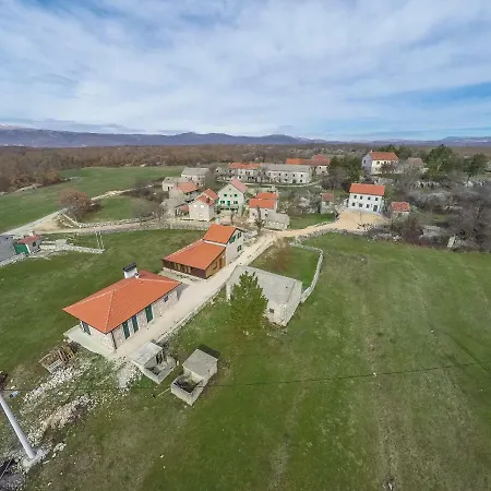 Holiday Mislav Gornji Prolozac